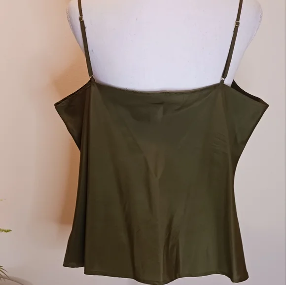 💰East 5th Avenue Blouse w/Camisole - Picture 5 of 16